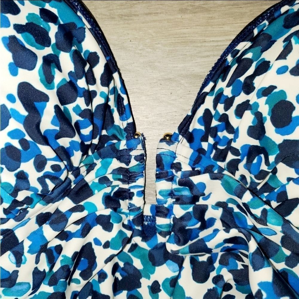 🆕️2025 ARRIVAL Bleu Rod Beattie Women's Blue leopard print Plunging Swimsuit 10 - Picture 13 of 16